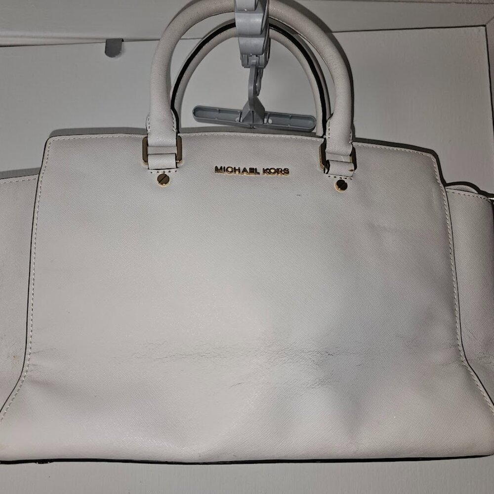 Michael Kors Selma Saffiano Leather Medium Satchel